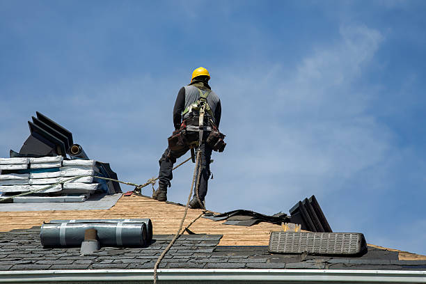 Professional Gutter Installation technician working in Saint Louis, OK